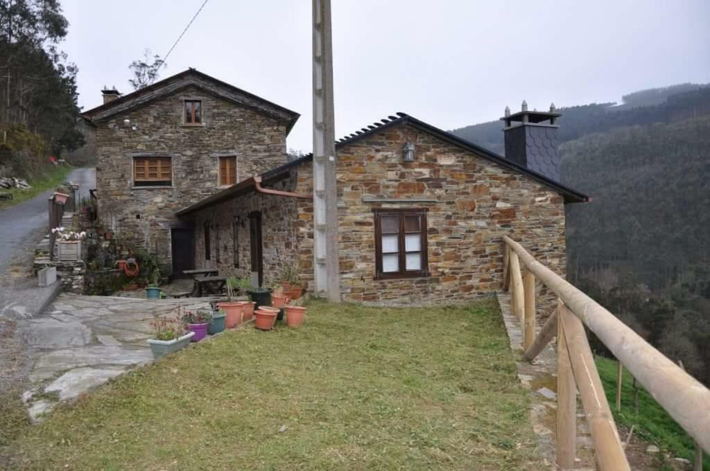Apartamento El Acebo Apartment San Tirso de Abres Exterior photo